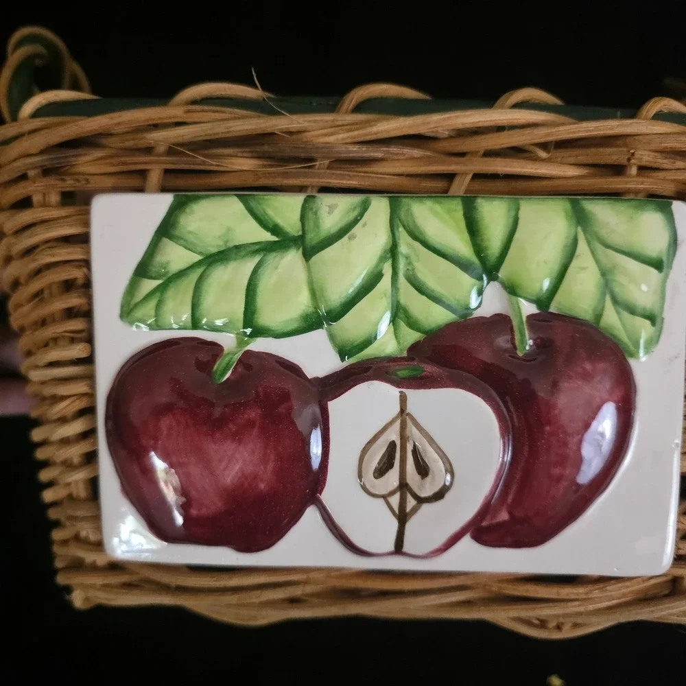 Woven Wicker Basket with Apple Ceramic Tile Green Trim‎ Farmhouse Cottagecore
